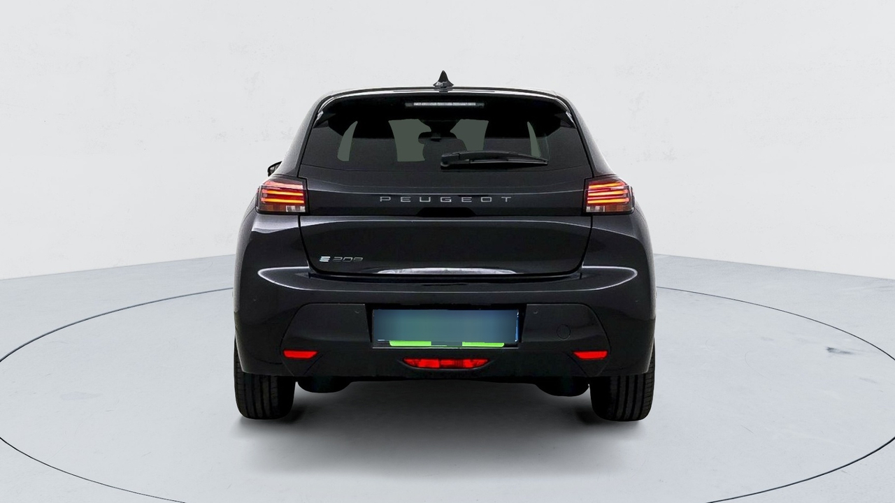 Peugeot 208 — photo 4