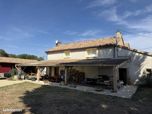 Maison 8 pièces 195 m²