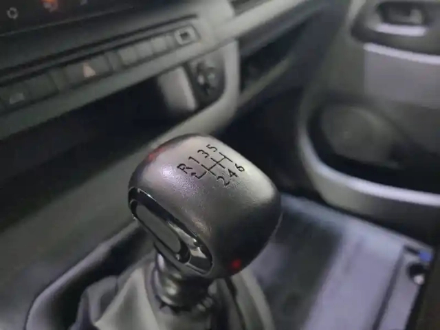 Citroën Jumpy fgn m bluehdi 145 s&amp;s bvm6 — photo 14