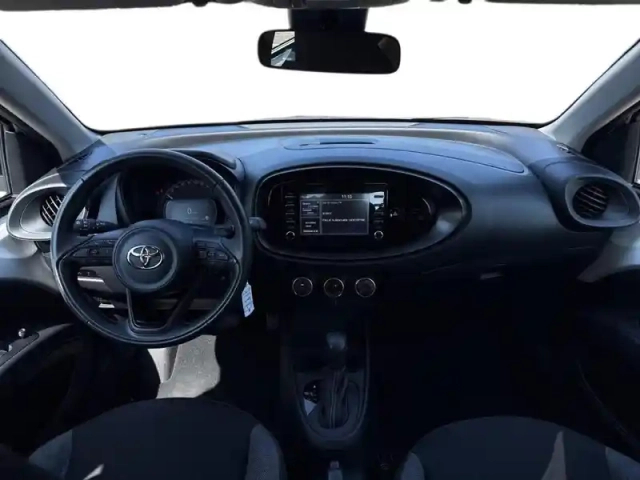 Toyota Aygo X 1.0 vvt-i 72ch dynamic s-cvt my24 — photo 10