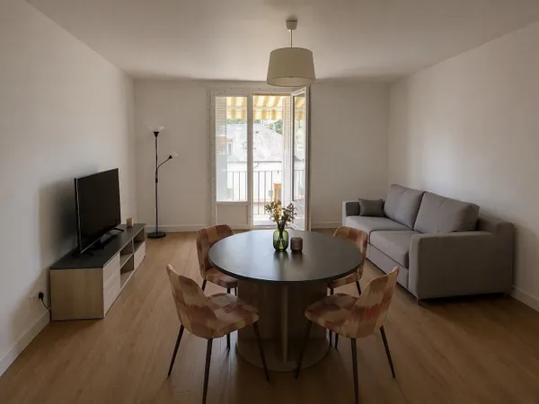 Loue chambre en colocation dans appartement