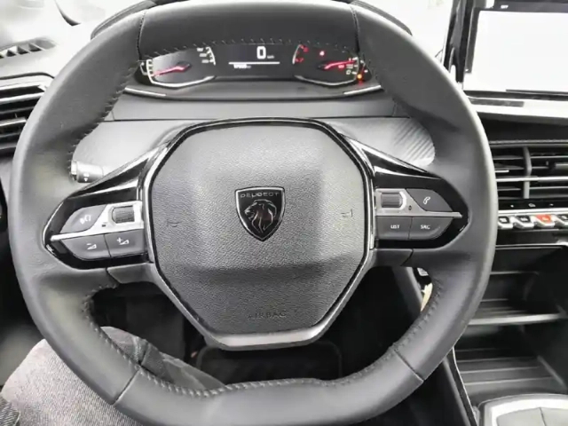 Peugeot 208 puretech 100 s&amp;s bvm6 — photo 47