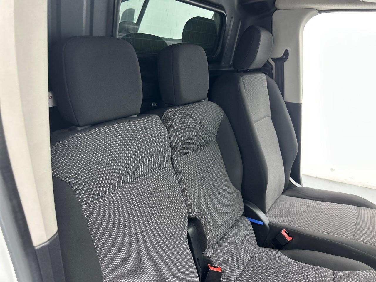 Peugeot Partner fourgon standard 1000 kg bluehdi 100 s&s bvm5 grip — photo 13