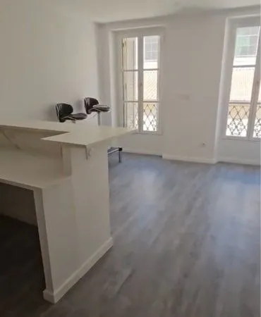 Location Studio meublé rue Fiocca 13001 Marseille
