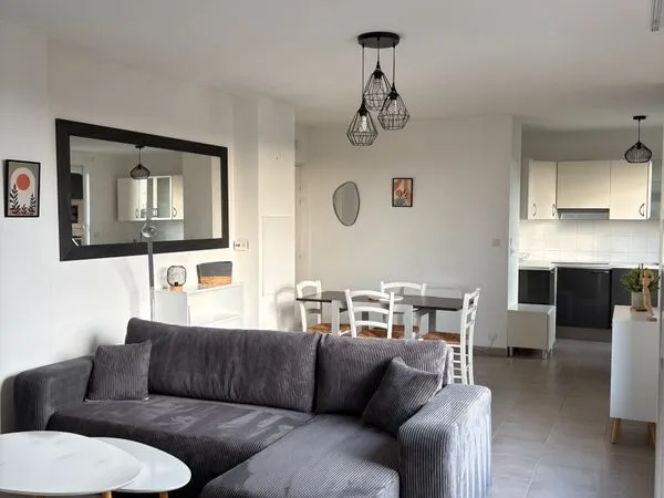 🏡 T2 meublé 48,36 m² avec terrasse 20 m² + parking - Olivet Larry