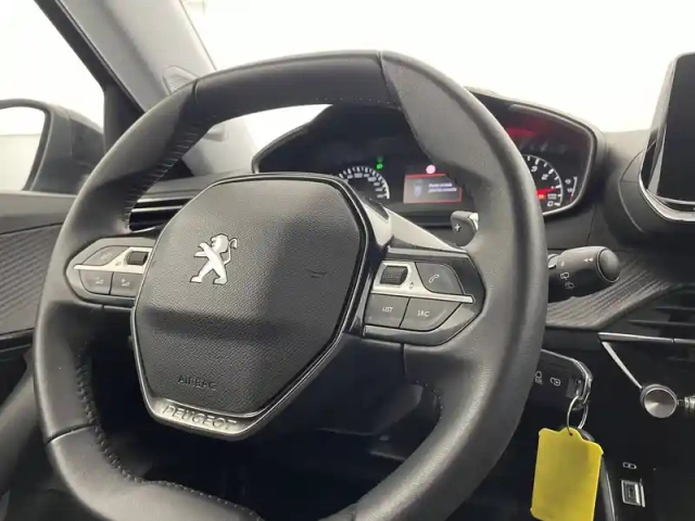 Peugeot 2008 puretech 130 s&amp;s eat8 — photo 93