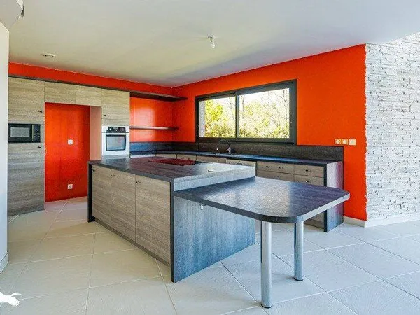 Maison de plain-pied 5 pièces 177 m²