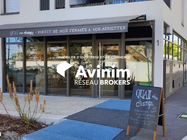 Murs commerciaux 139 m² Brignais