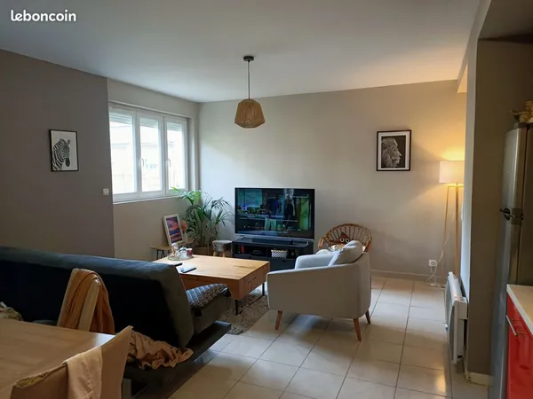 Appartement F3 - 70m2 - Centre-Ville Brive / Quartier Roseraie