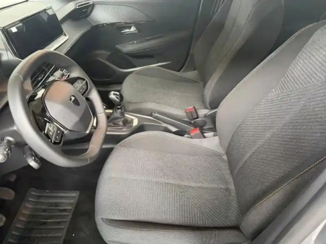 Peugeot 208 1.2 100ch s&amp;s style — photo 9