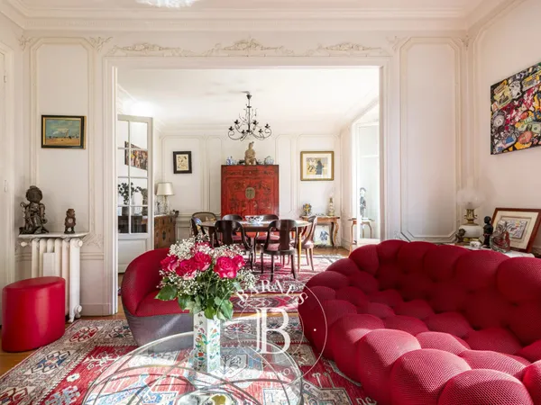 EXCLUSIVITÉ - PARIS 15 - CONVENTION / FELIX FAURE - 4 PIECES - CHARME DE L'ANCIEN