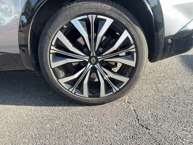 Renault Austral e-tech hybrid 200