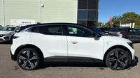 Renault Mégane E-Tech Electric EV60 220ch Iconic super charge — photo 4