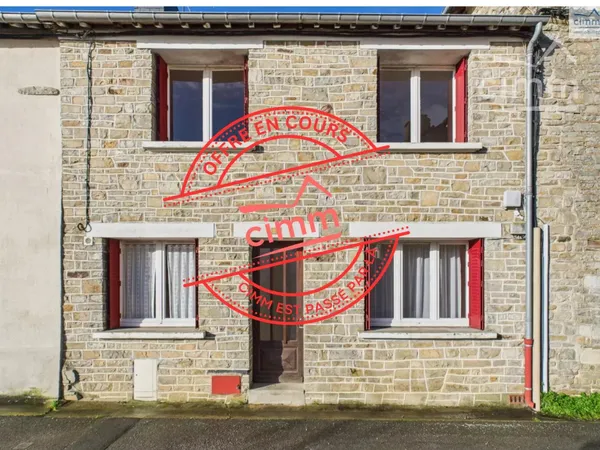 Maison de bourg - 4 pièces - Beau potentiel