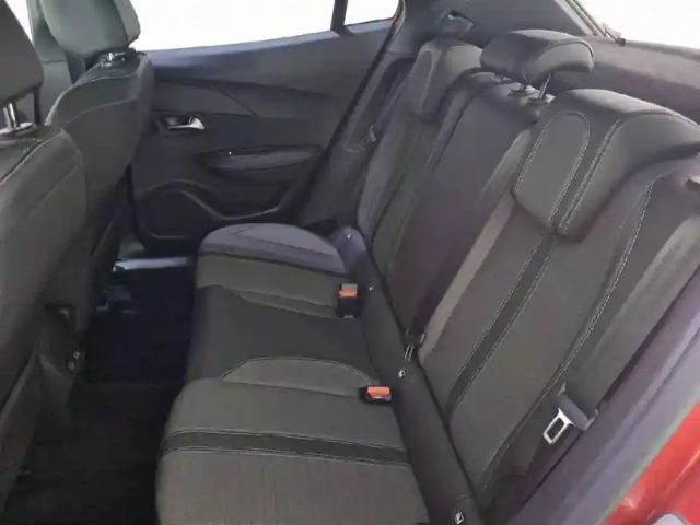 Peugeot 2008 puretech 130 s&amp;s eat8 — photo 19