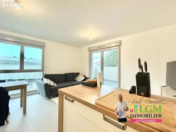 La roche-sur-yon - un superbe appartement récent avec terrasse !