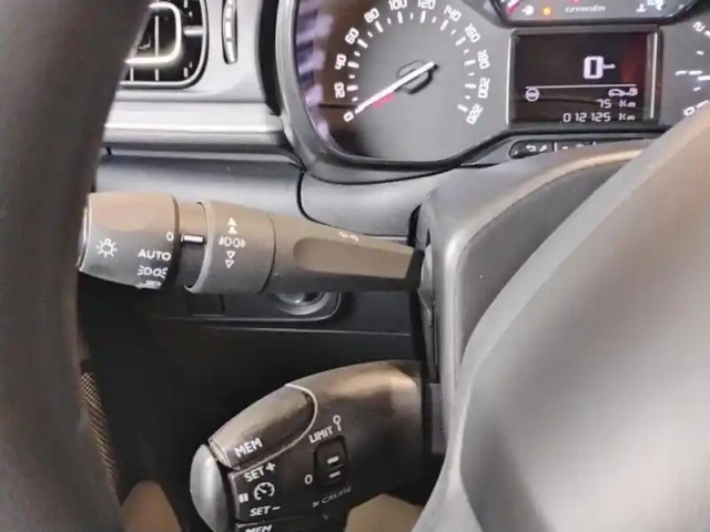 Citroën C3 puretech 83 s&amp;s bvm5 shine — photo 17