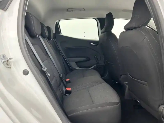 Renault Clio blue dci 85 — photo 41