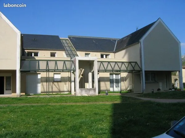 Studio 1 pièce 36 m²