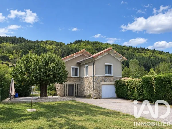 Maison 8 pièces 138 m²