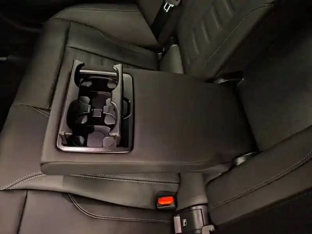 Bmw I4 edrive40 — photo 23