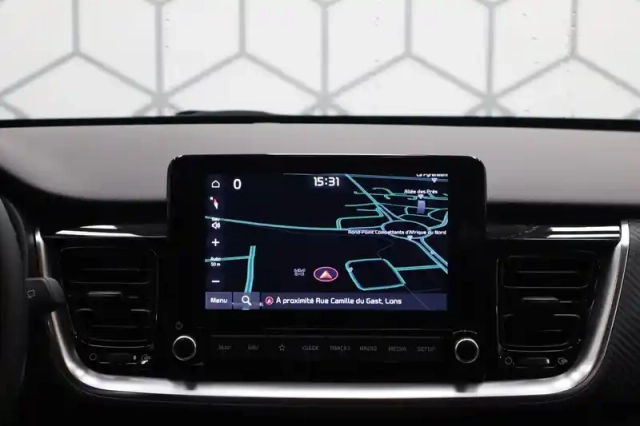 Kia Stonic 1.0 t-gdi 120 ch mhev dct7 — photo 45