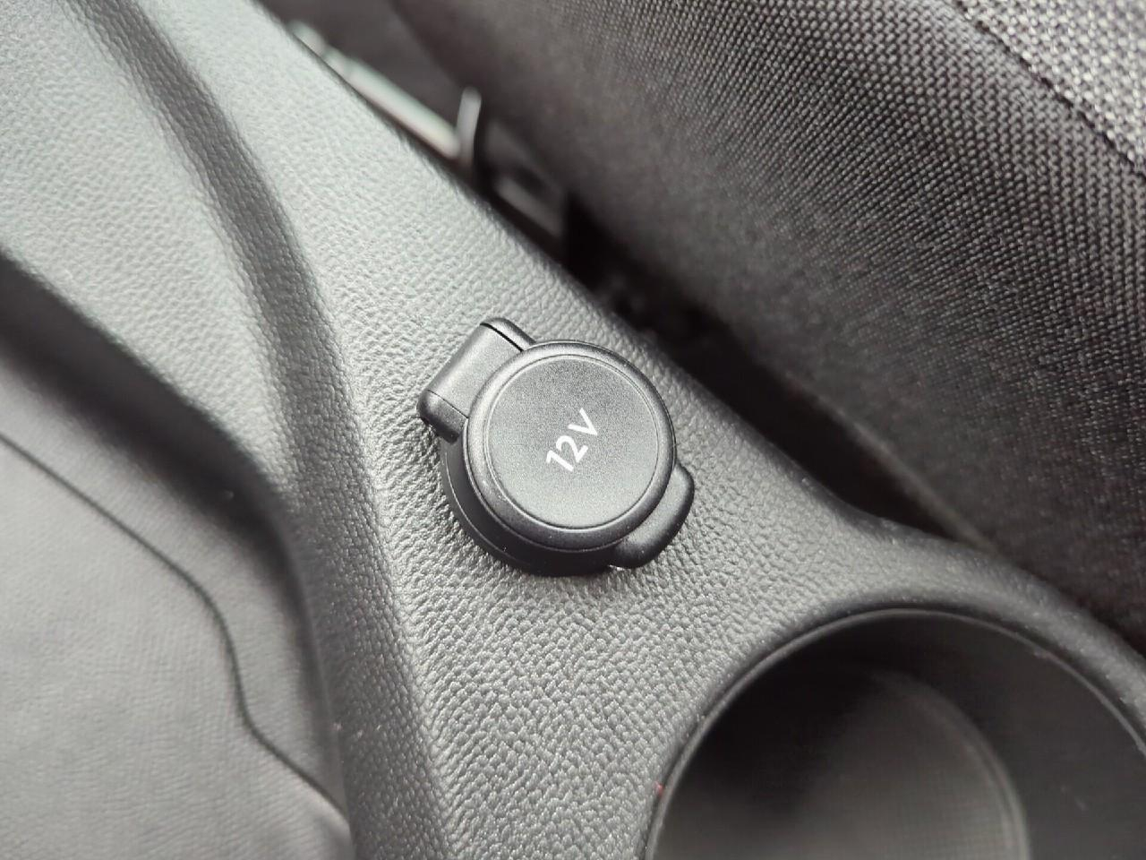 Peugeot 2008 puretech 100 s&s bvm6 active pack — photo 26