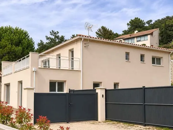 Appartement 90m² disponible à partir du 1er décembre