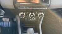 Renault Clio 1.6 E-Tech 145ch full hybrid Evolution - 24 — photo 26