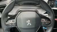 Peugeot 2008 1.2 PureTech 100ch S&S Style — photo 11
