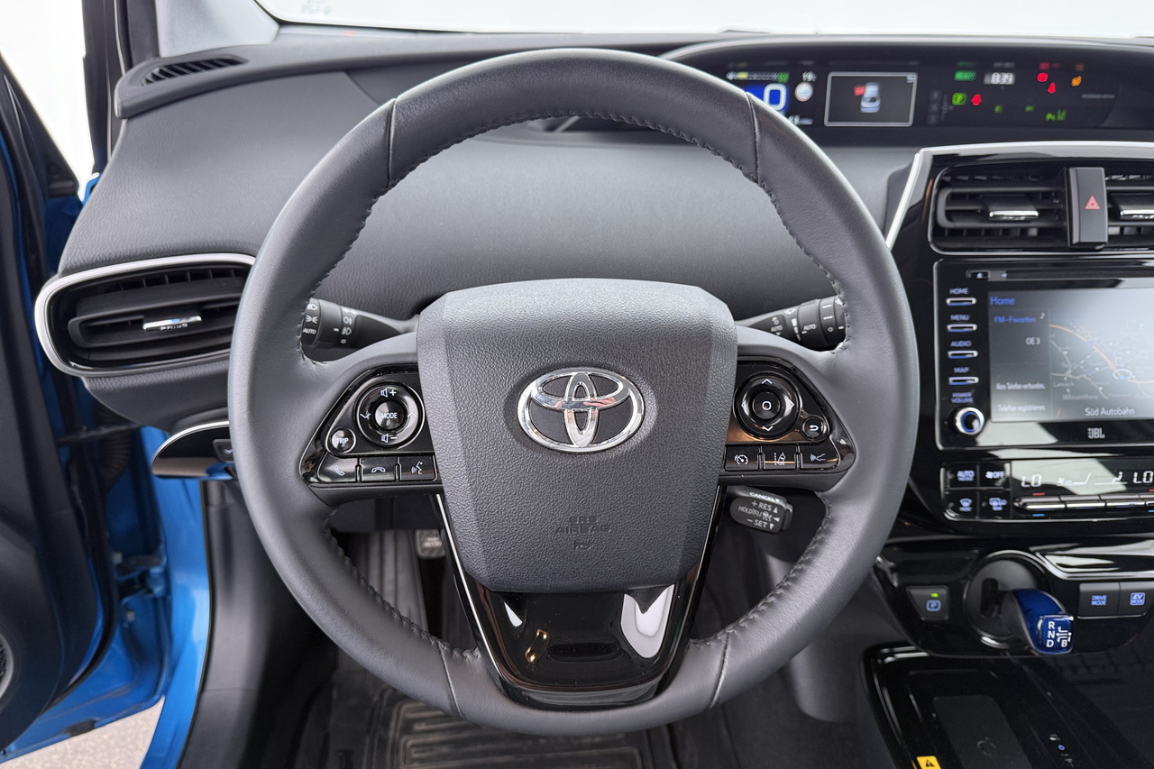 Toyota Prius+ — photo 21