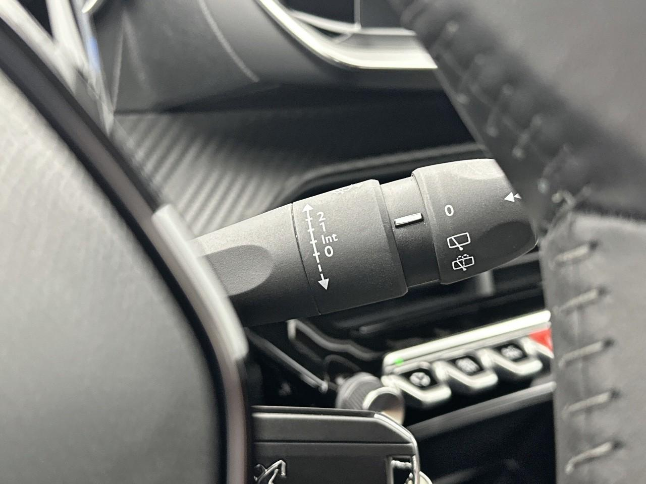 Peugeot 208 puretech 75 s&s bvm5 active — photo 18