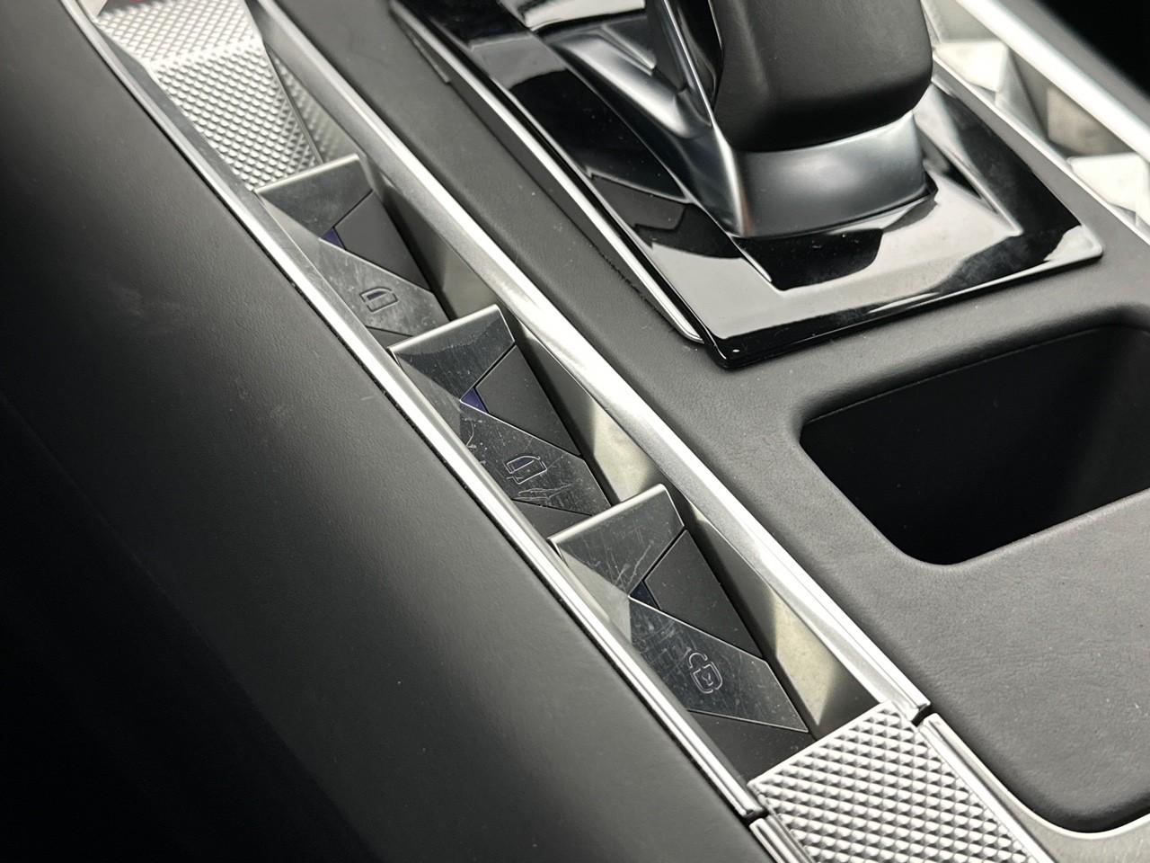 Ds Ds 7 crossback hybride rechargeable e-tense 360 eat8 4x4 la premi — photo 30