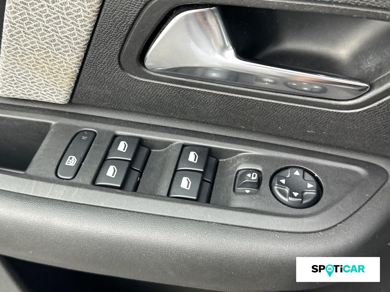 Citroën C4 bluehdi 130ch s&s feel pack eat8 120g — photo 19