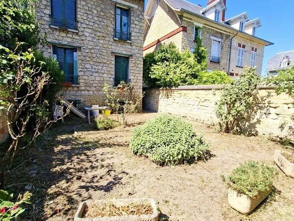 Maison 6 pièces 110 m²