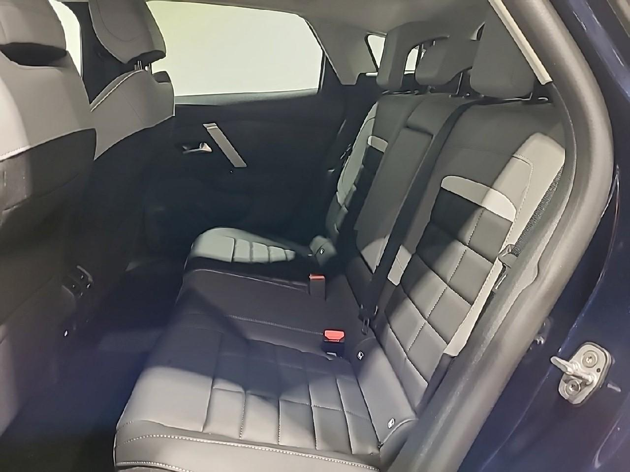 Citroën C4 hybride 136 e-dcs6 max — photo 13