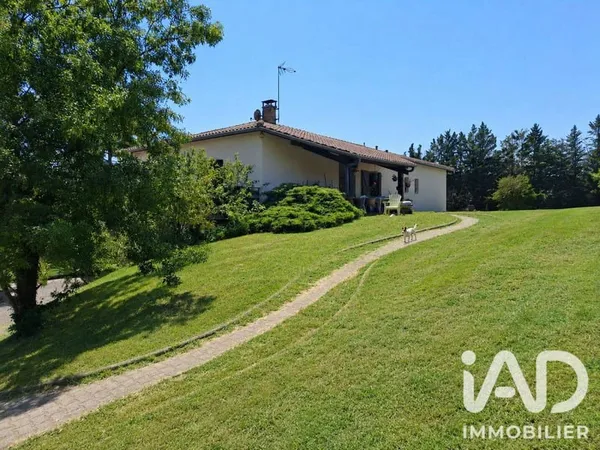 Maison 5 pièces 224 m²