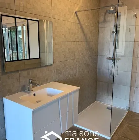 Maison neuve 6 pièces 150 m²