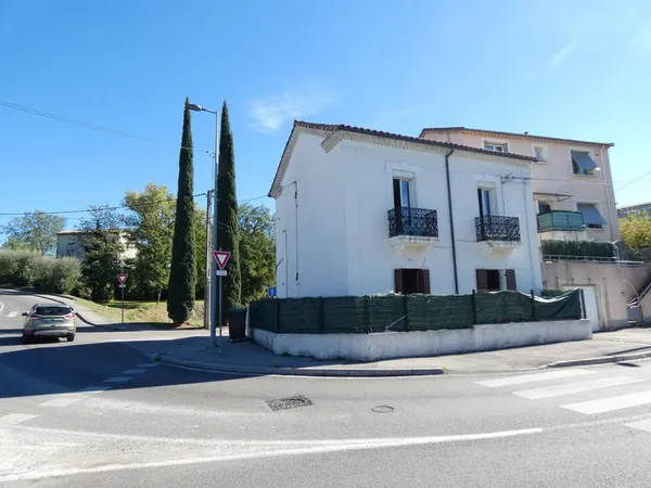 Appartement 6 pièces 108 m²