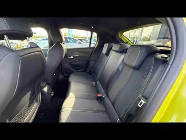 Peugeot 208 1.2 puretech 100ch s&amp;s gt — photo 14