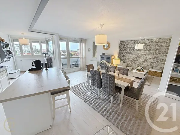 Appartement 4 pièces 95 m²