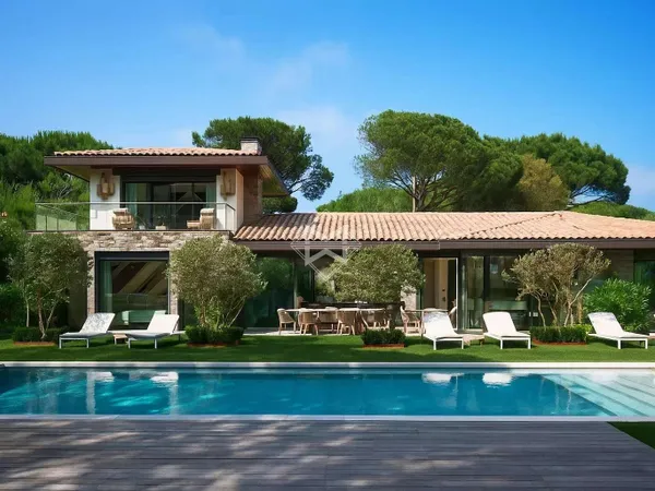 Maison 450 m²