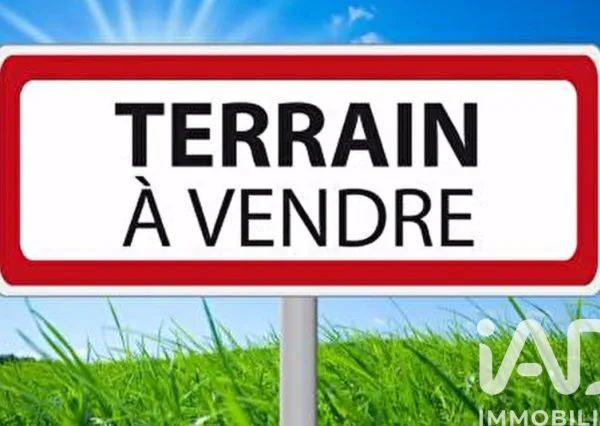 Terrain 794 m²
