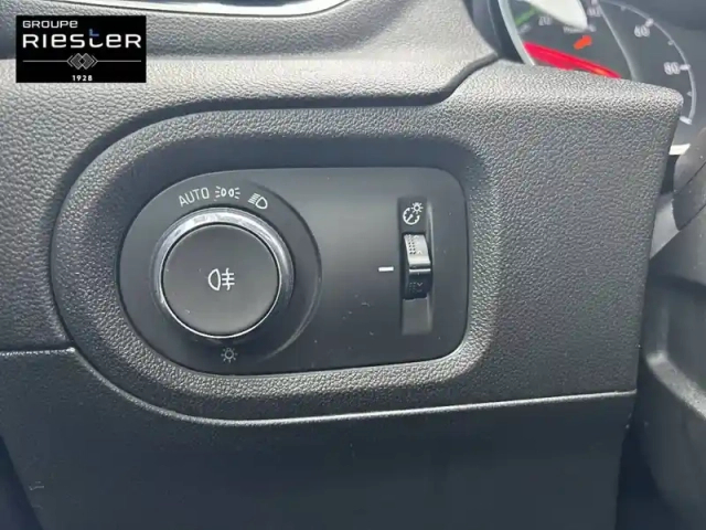 Opel Grandland X hybrid 225 ch bva8 — photo 20