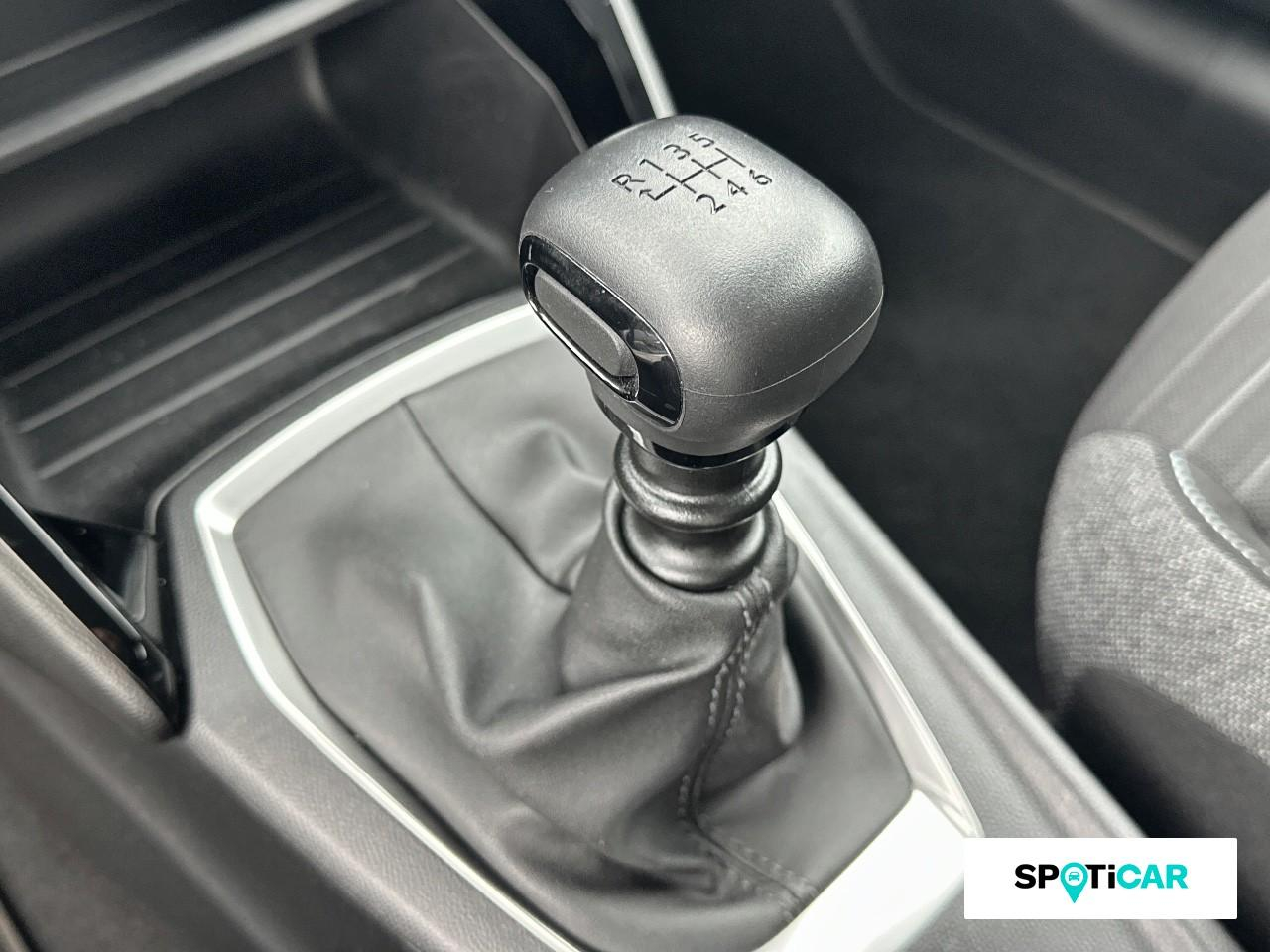 Peugeot 208 1.2 puretech 100ch s&s style 118g — photo 14