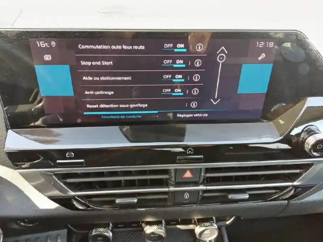 Citroën C4 puretech 130 s&amp;s eat8 — photo 72