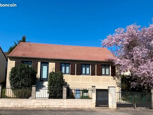 Maison 7 pièces - 158 m²
