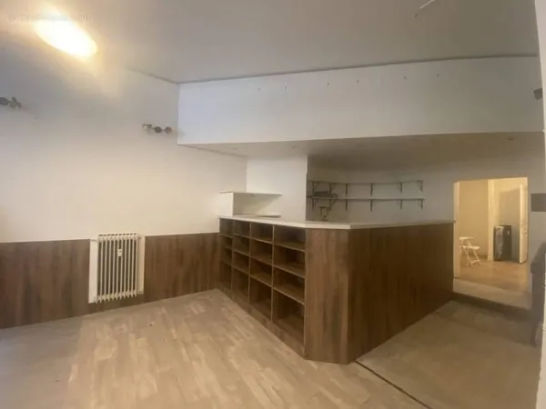 Commerce 80 m²