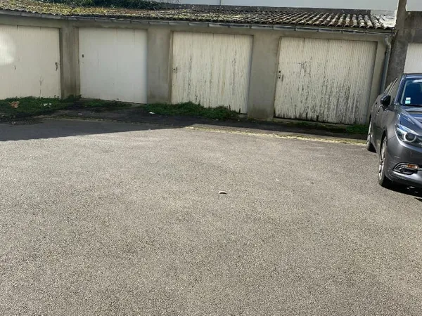 GARAGE 12 M² A VENDRE BREST KERICHEN