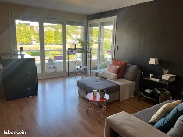 Appartement T2 50 m² - Balcon vue Seine, Parking & Cave - RER D